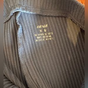 selling aerie leggings size m/m